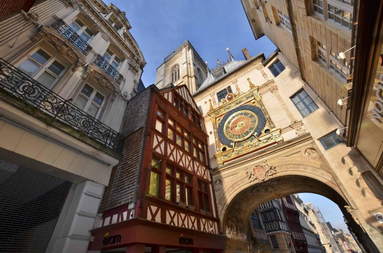 La Savane Du Donjon Rouen Bagian luar foto