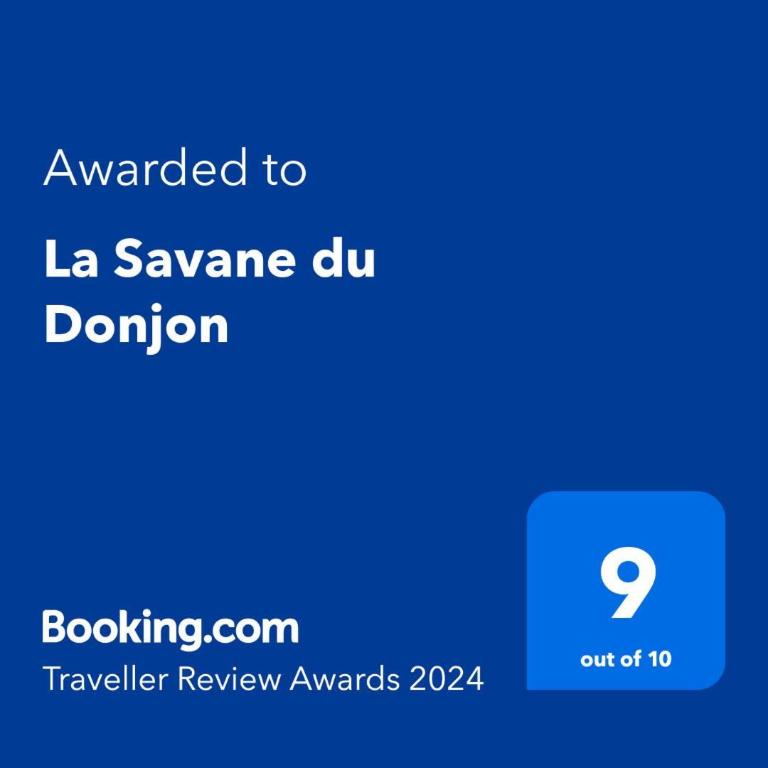 La Savane Du Donjon Rouen Bagian luar foto